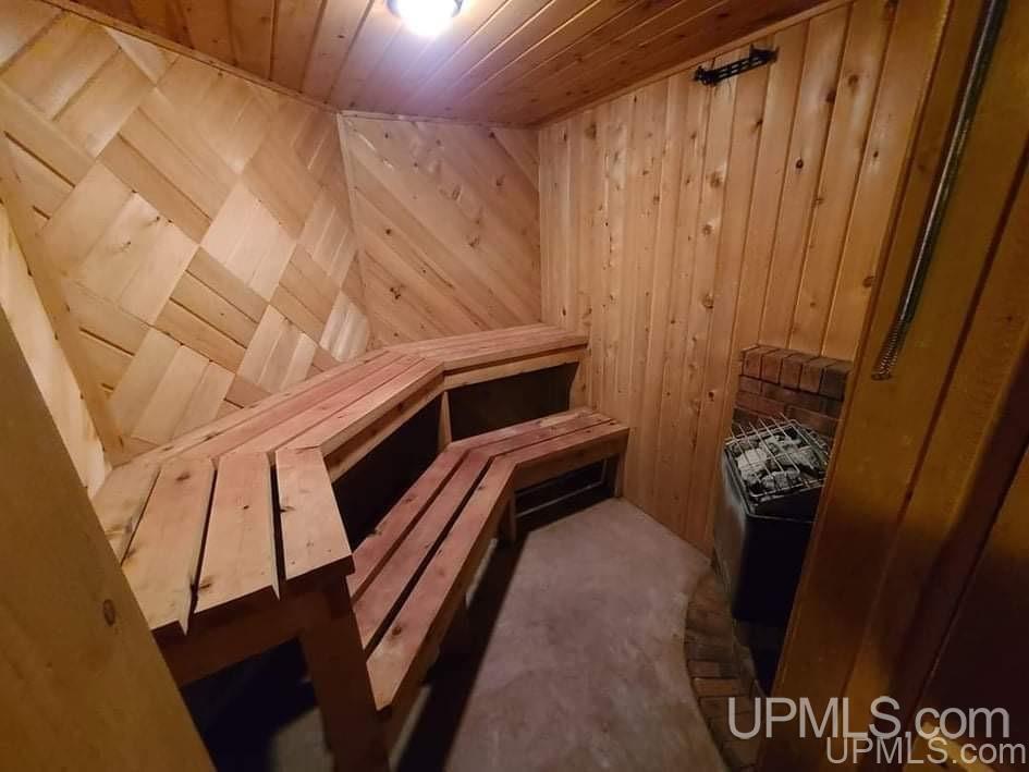 47310 Edgewood Road Houghton, MI 49931 - Photo 40 of 50 Gallery Image 40