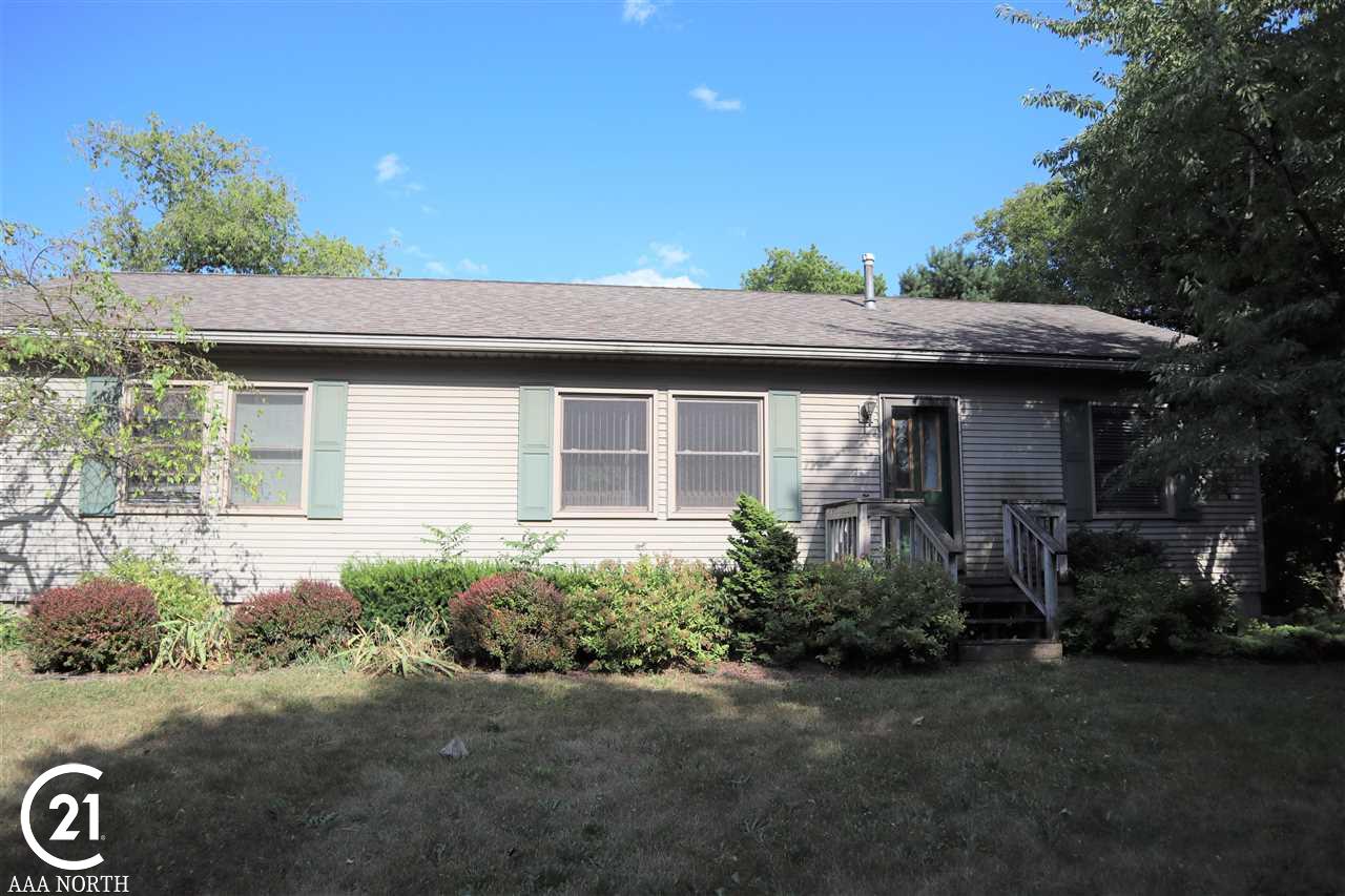 65600 Romeo Plank Road Ray, MI 48096 - Photo 1 of 40 31390640.JPG
