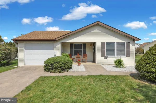 $195,000 | 555 Honeysuckle Court, Pine Grove, PA 17963