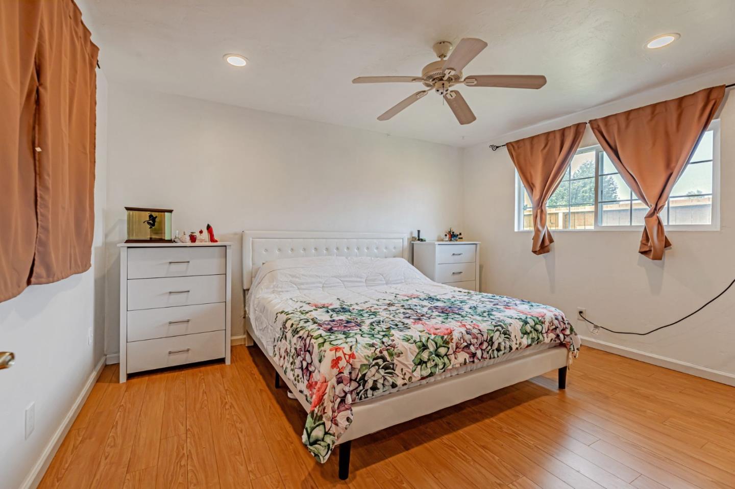 399 Berry Road Watsonville, CA 95076 - Photo 14 of 28 Gallery Image 14