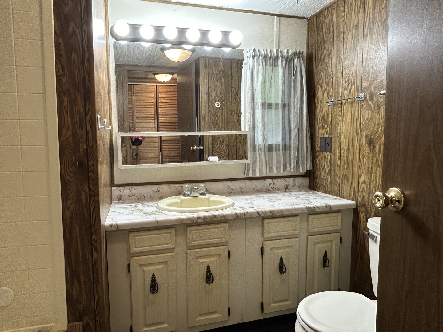 206 Greenview Road Belvidere, IL 61008 - Photo 12 of 13 Gallery Image 12