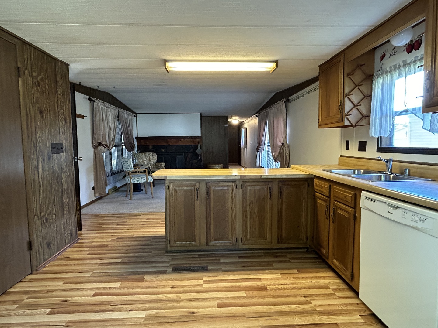 206 Greenview Road Belvidere, IL 61008 - Photo 8 of 13 Gallery Image 8