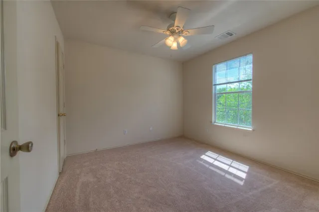 $1,700 | 411 Haupt, Kyle, TX 78640