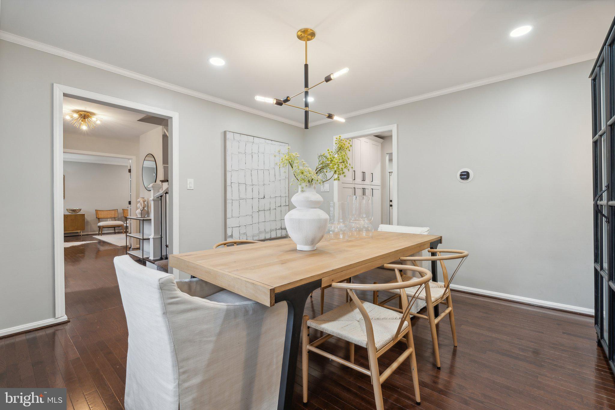 1602 Blue Meadow Road Potomac, MD 20854 - Photo 8 of 47 Dining Room