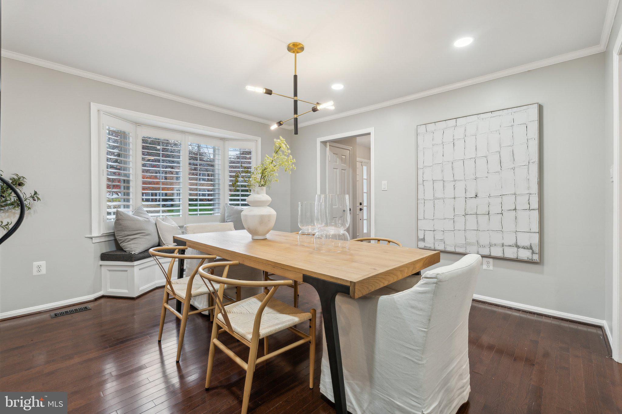 1602 Blue Meadow Road Potomac, MD 20854 - Photo 10 of 47 Dining Room
