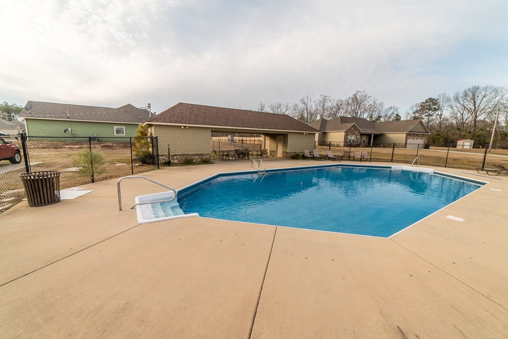 14 Fast Lane Seale, AL 36875 - Photo 2 of 50 Gallery Image 2