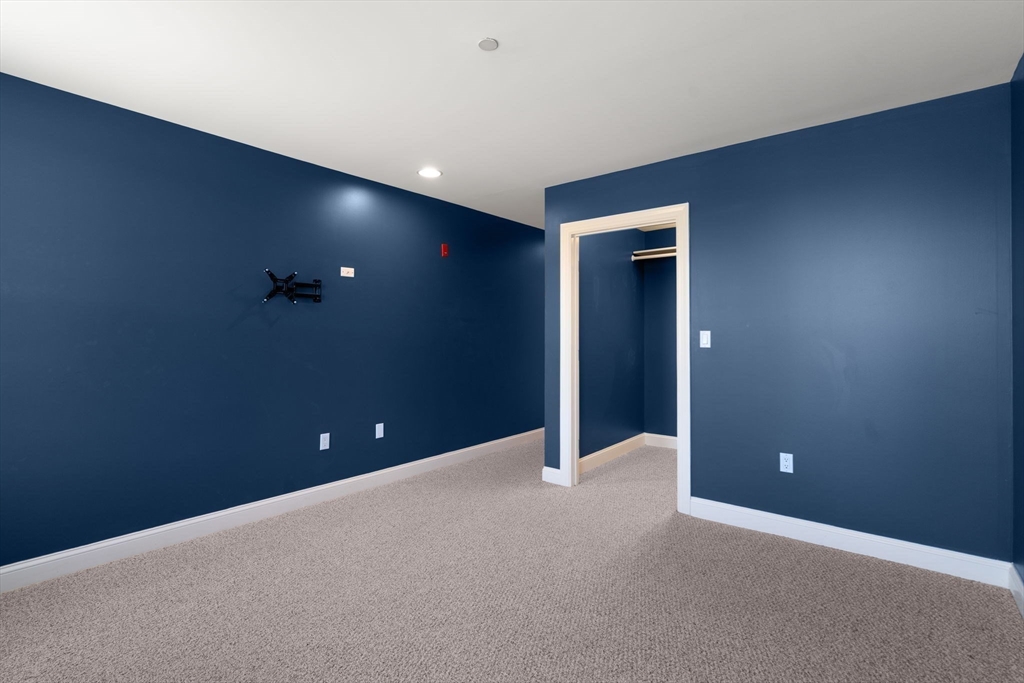 65 Chelsea Street, Unit 304 Boston, MA 02129 - Photo 13 of 22