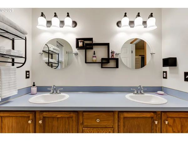 a view of backyard of house