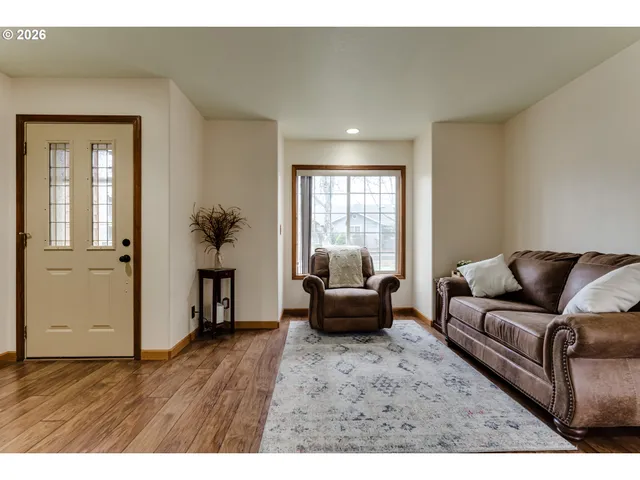 $484,900 | 110 Calumet Avenue, Eugene, OR 97404