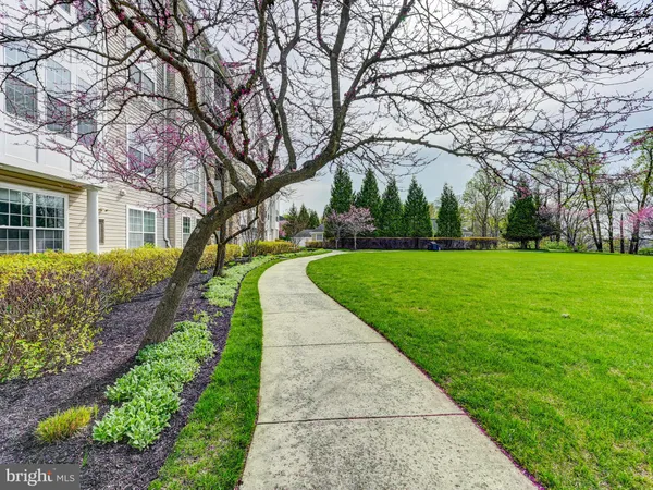 $435,000 | 7101 Travertine Drive, Unit 204, Baltimore, MD 21209