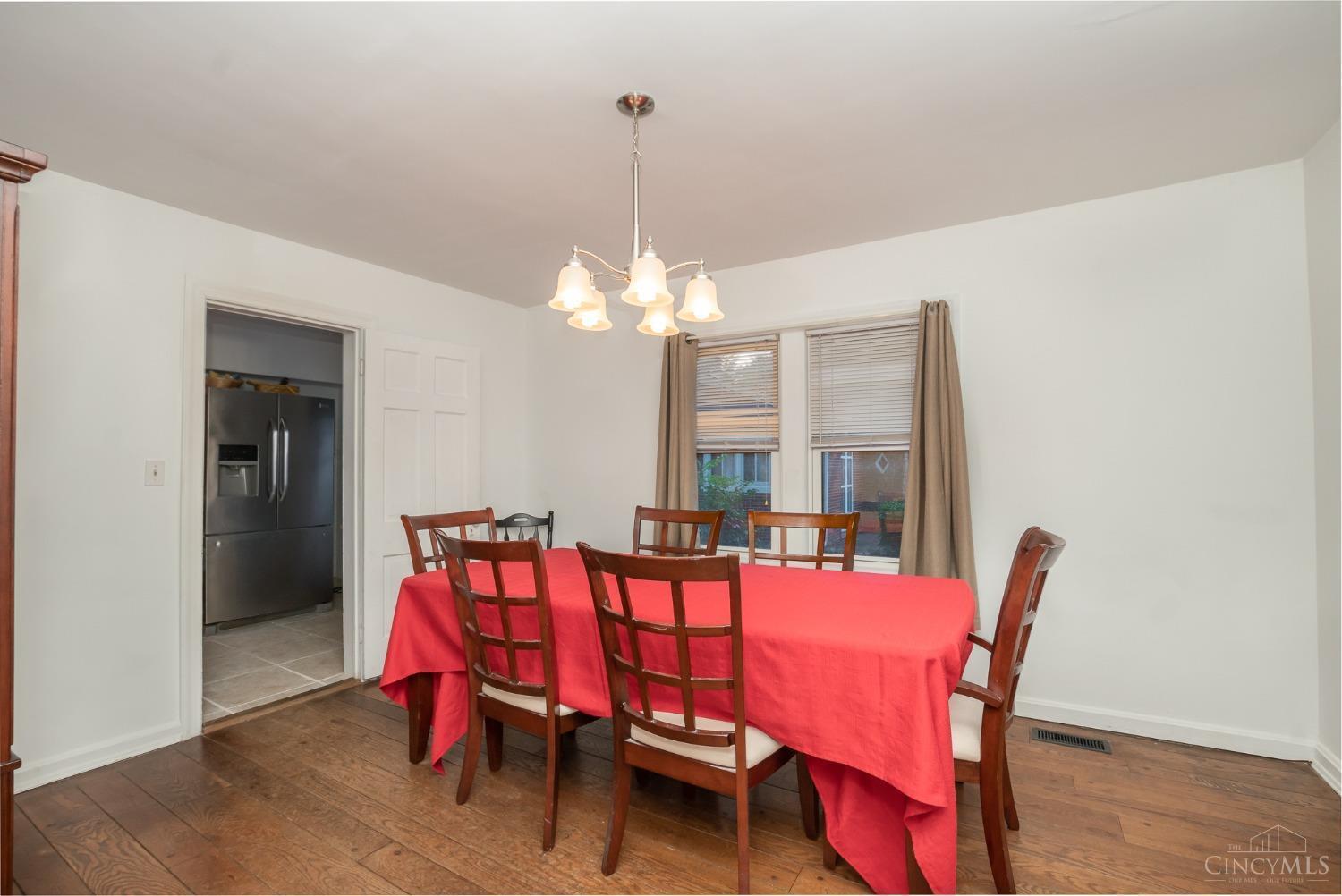 7595 Forest Road Cincinnati, OH 45230 - Photo 7 of 25 Gallery Image 7