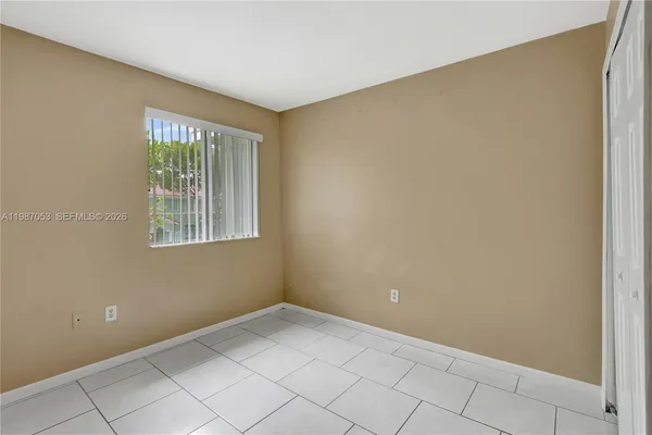 $2,000 | 2874 Southeast 15th Road, Unit 52, Homestead, FL 33035