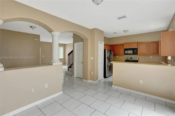 $2,000 | 2874 Southeast 15th Road, Unit 52, Homestead, FL 33035