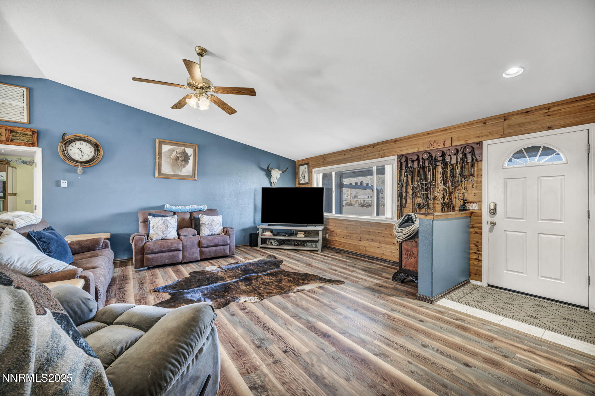 1347 Antelope Valley Road Reno, NV 89506 - Photo 4 of 53 51-web-or-mls-1347-antelope-valley-rd