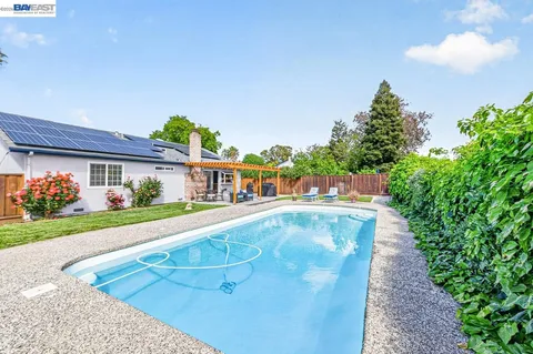 $1,199,000 | 5549 Bridgeport Circle, Livermore, CA 94551