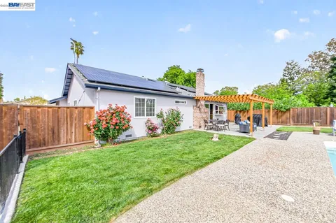 $1,199,000 | 5549 Bridgeport Circle, Livermore, CA 94551