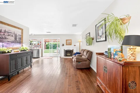 $1,199,000 | 5549 Bridgeport Circle, Livermore, CA 94551