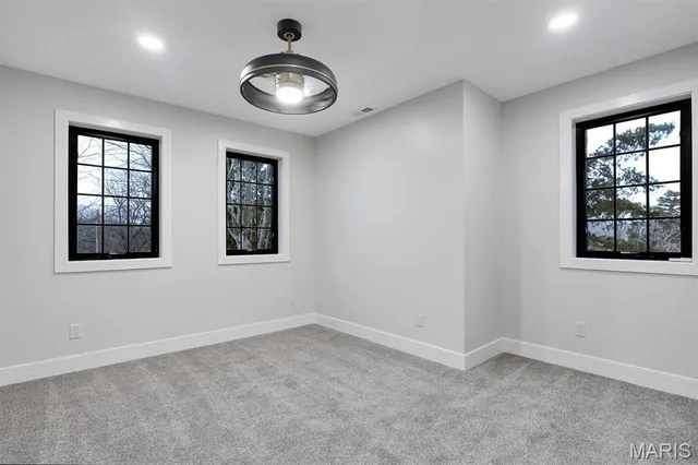 $849,900 | 18531 South Fox Creek Lane, Pacific, MO 63069