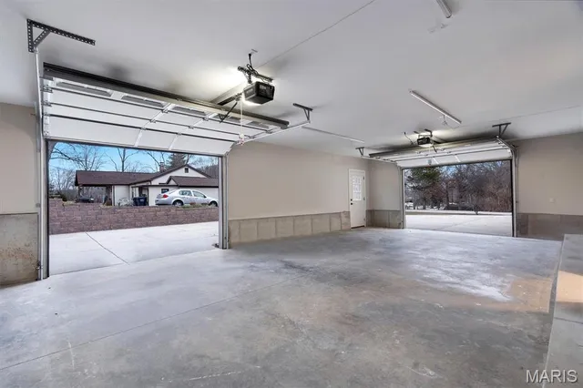 $849,900 | 18531 South Fox Creek Lane, Pacific, MO 63069