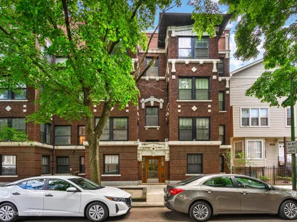 $299,000 | 1365 East 52nd Street, Unit 1E, Chicago, IL 60615