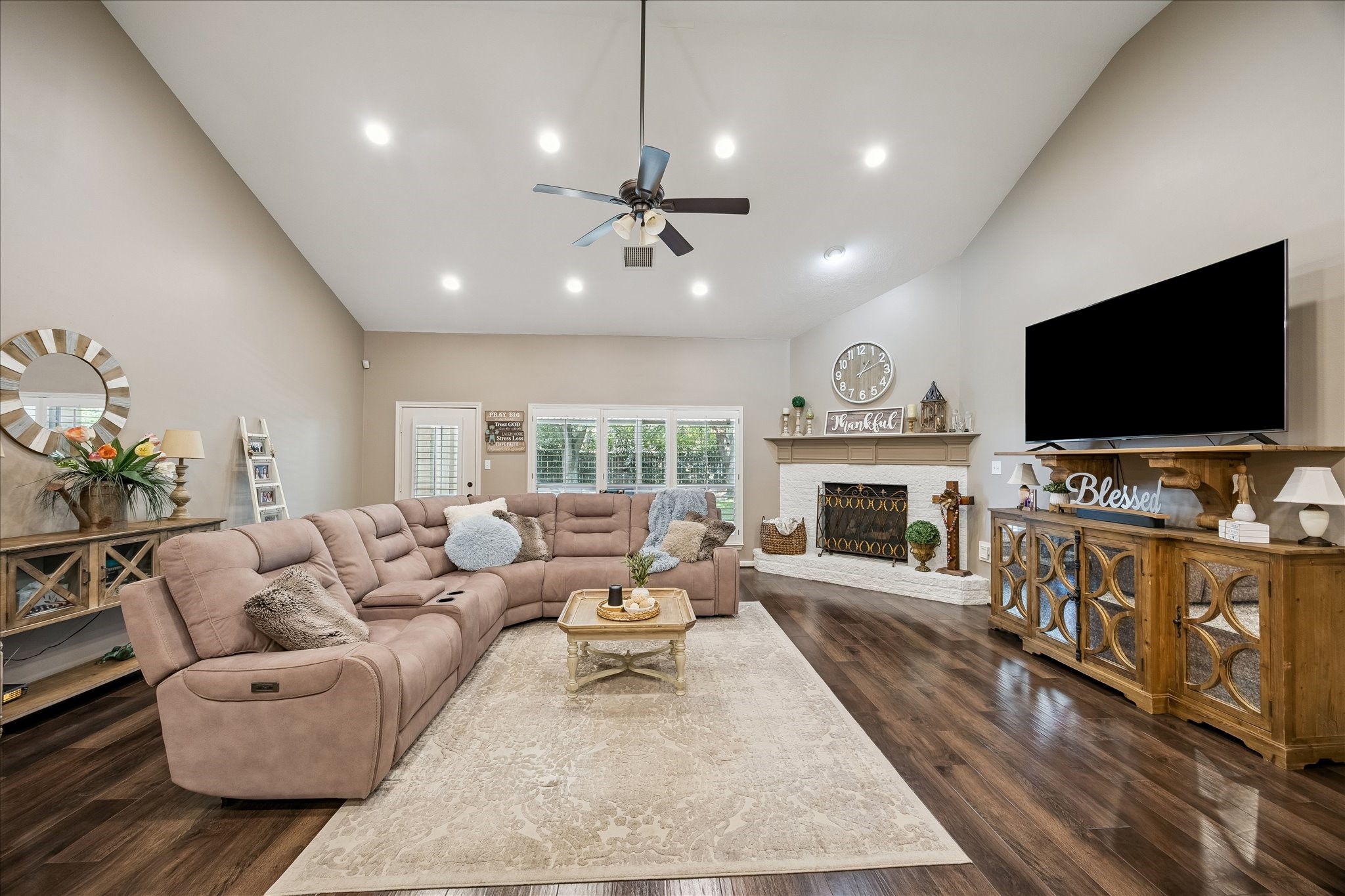 1413 Ward Bend Road Sealy, TX 77474 - Photo 4 of 15