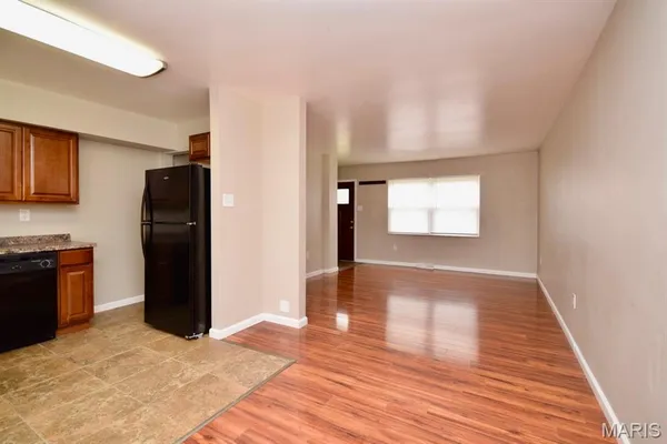 $1,100 | 511 North 5th Street, De Soto, MO 63020