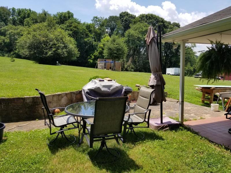 7006 Plantation Road Roanoke, VA 24019 - Photo 11 of 28 20190627185104484296000000-o