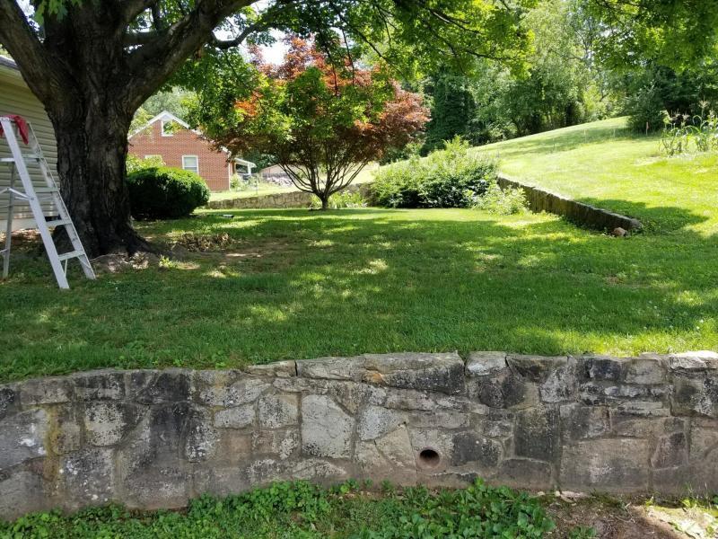 7006 Plantation Road Roanoke, VA 24019 - Photo 10 of 28 20190627185101839955000000-o