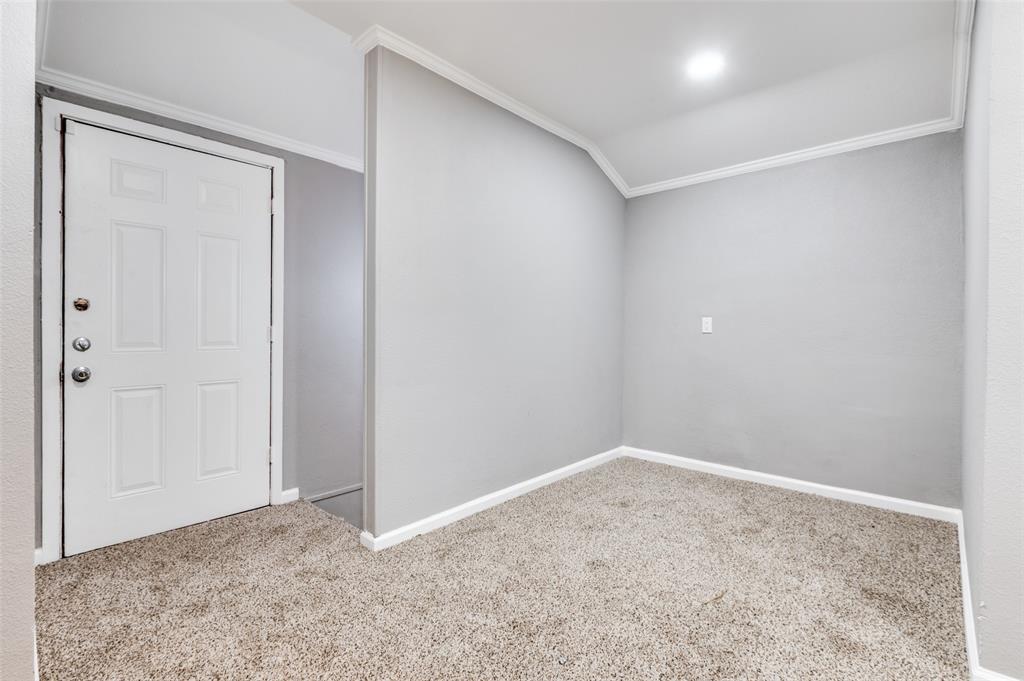 421 West 8th Street Lancaster, TX 75146 - Photo 16 of 25 a view of room