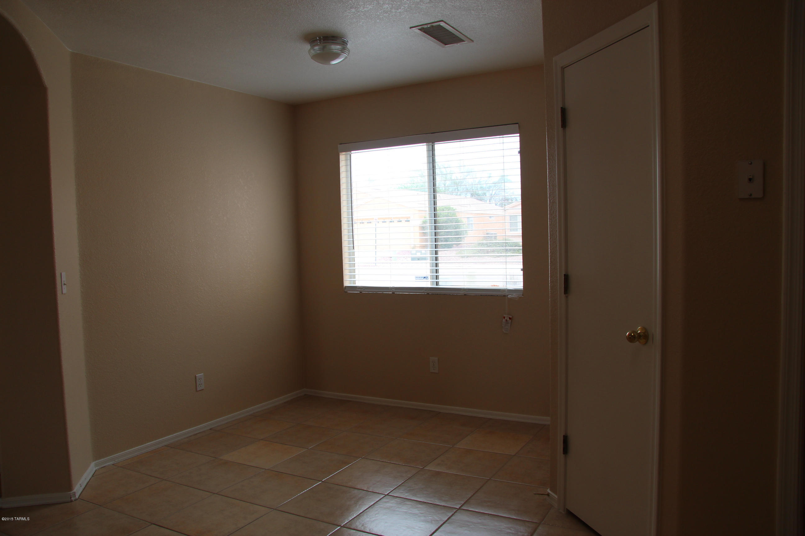 9485 East Bench Mark Loop Tucson, AZ 85747 - Photo 8 of 25