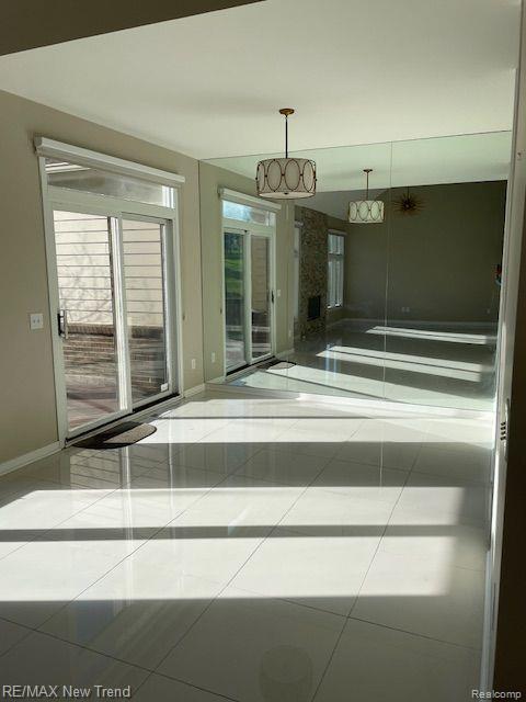 5118 Simpson Lake Road West Bloomfield, MI 48323 - Photo 5 of 16