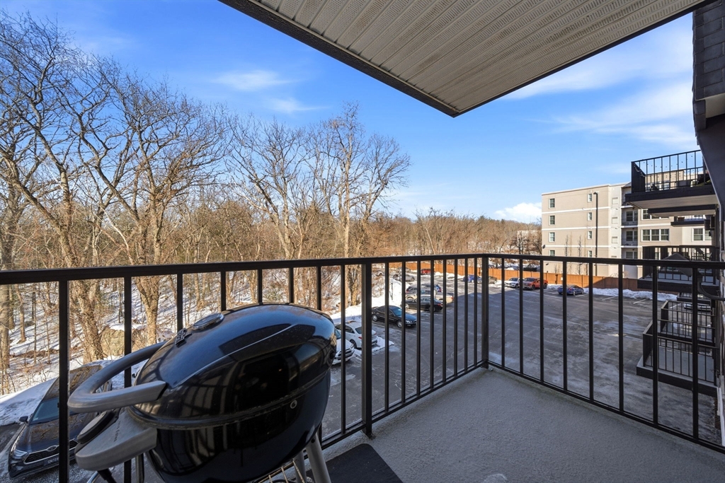 9 Broadway, Unit 217 Saugus, MA 01906 - Photo 12 of 15
