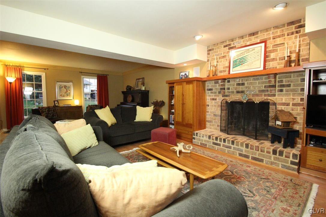 3238 Reeve Drive West Bethlehem, PA 18020 - Photo 7 of 28 Gallery Image 7