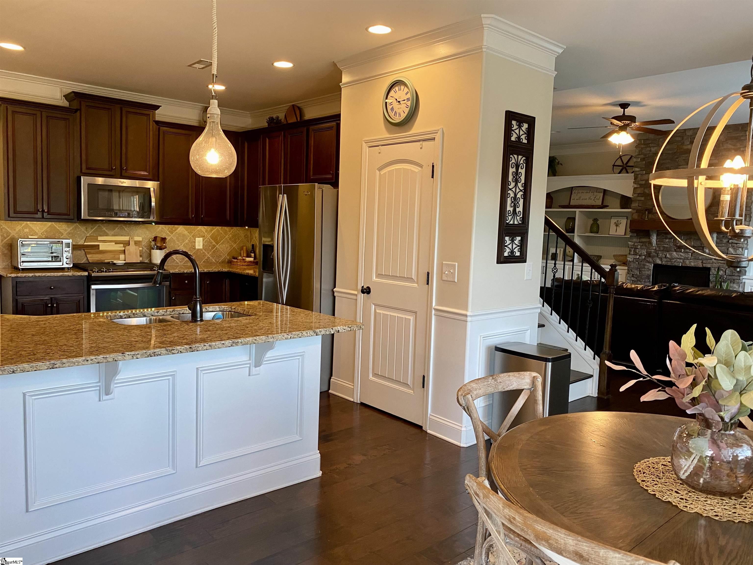 510 Grandon Road Greer, SC 29651 - Photo 9 of 31