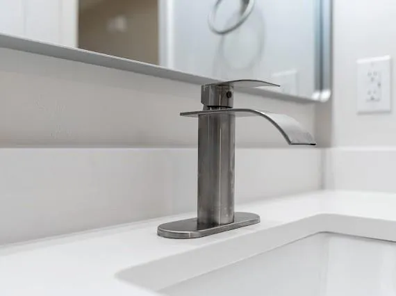 $420,000 | 1225 Northeast Kenwood Drive, Lee's Summit, MO 64064