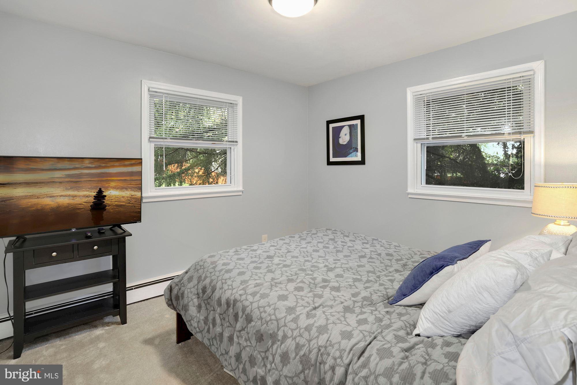 15429 Thompson Road Silver Spring, MD 20905 - Photo 17 of 30