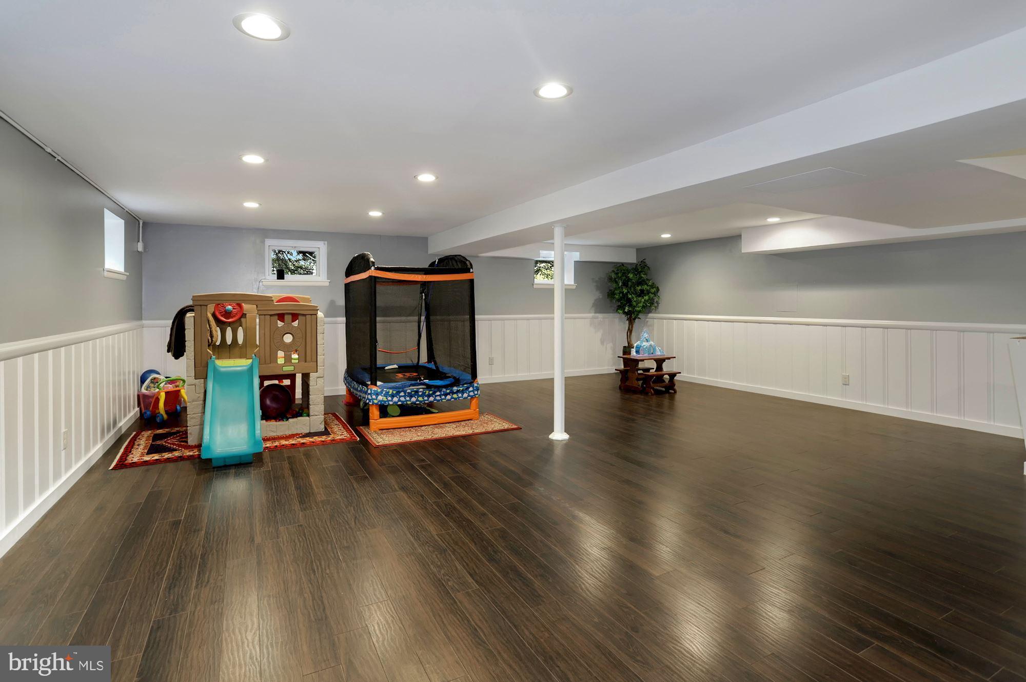 15429 Thompson Road Silver Spring, MD 20905 - Photo 24 of 30