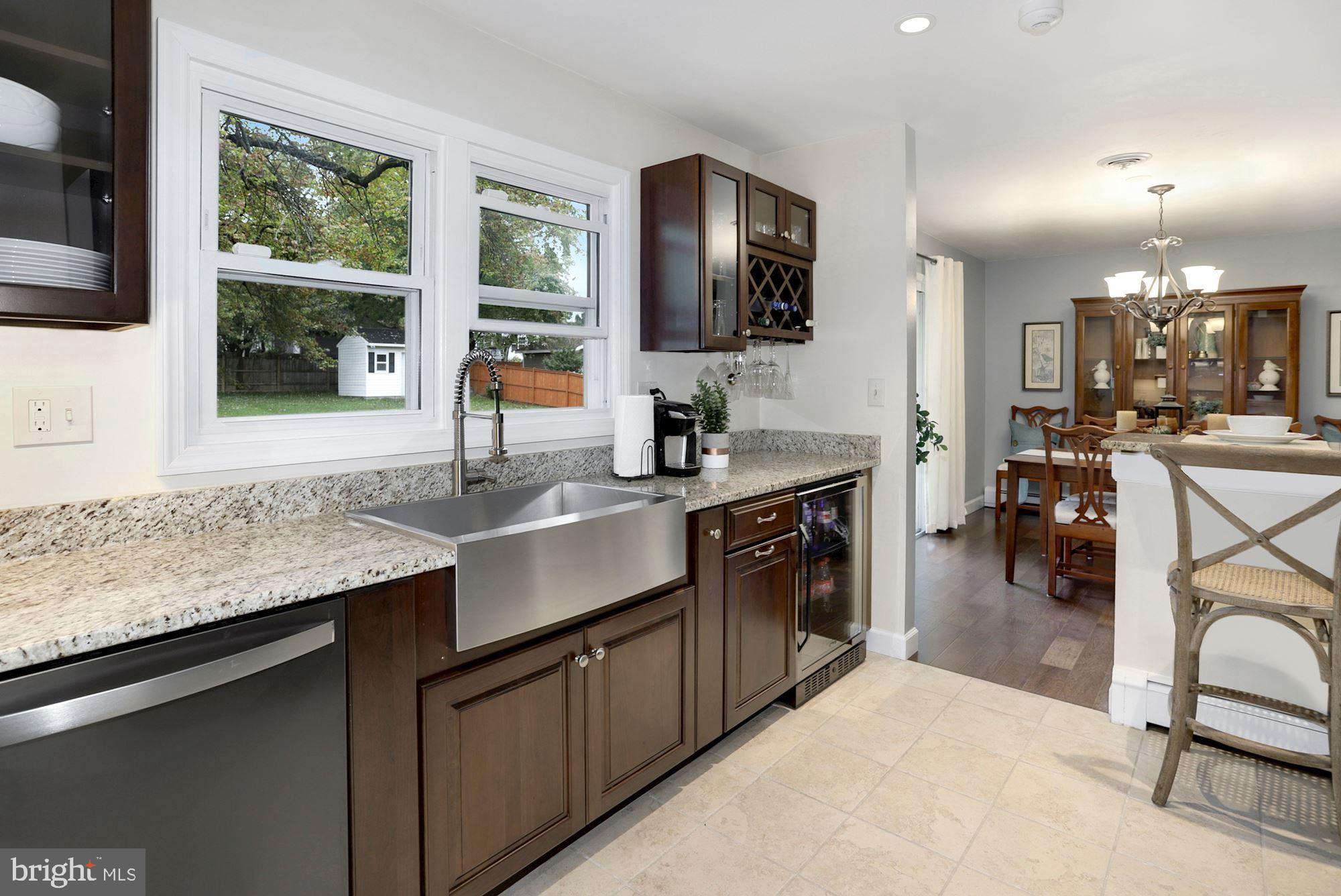 15429 Thompson Road Silver Spring, MD 20905 - Photo 9 of 30