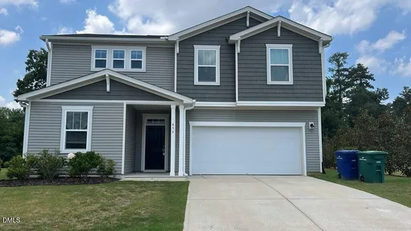 $2,200 | 459 Summer Ranch Drive, Fuquay-Varina, NC 27526