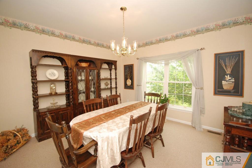72 Petty Road Cranbury, NJ 08512 - Photo 5 of 24 Gallery Image 5