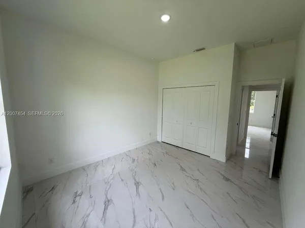 $2,400 | 723 Epps Brown Street East, Unit 723, Lehigh Acres, FL 33974