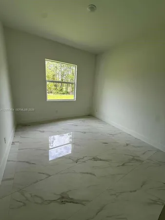 $2,400 | 723 Epps Brown Street East, Unit 723, Lehigh Acres, FL 33974