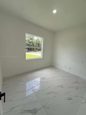 $2,400 | 723 Epps Brown Street East, Unit 723, Lehigh Acres, FL 33974