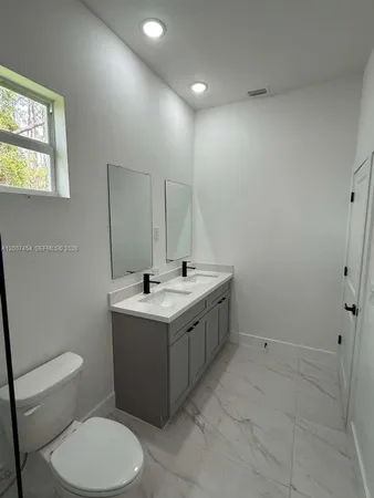 $2,400 | 723 Epps Brown Street East, Unit 723, Lehigh Acres, FL 33974