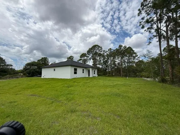 $2,400 | 723 Epps Brown Street East, Unit 723, Lehigh Acres, FL 33974