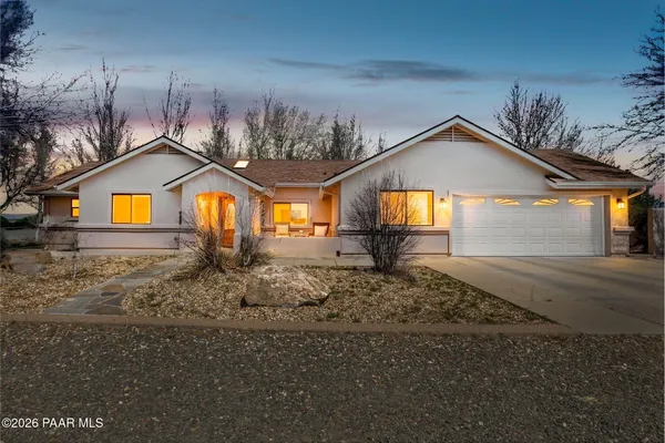 $935,000 | 650 East Rimrock Road, Paulden, AZ 86334