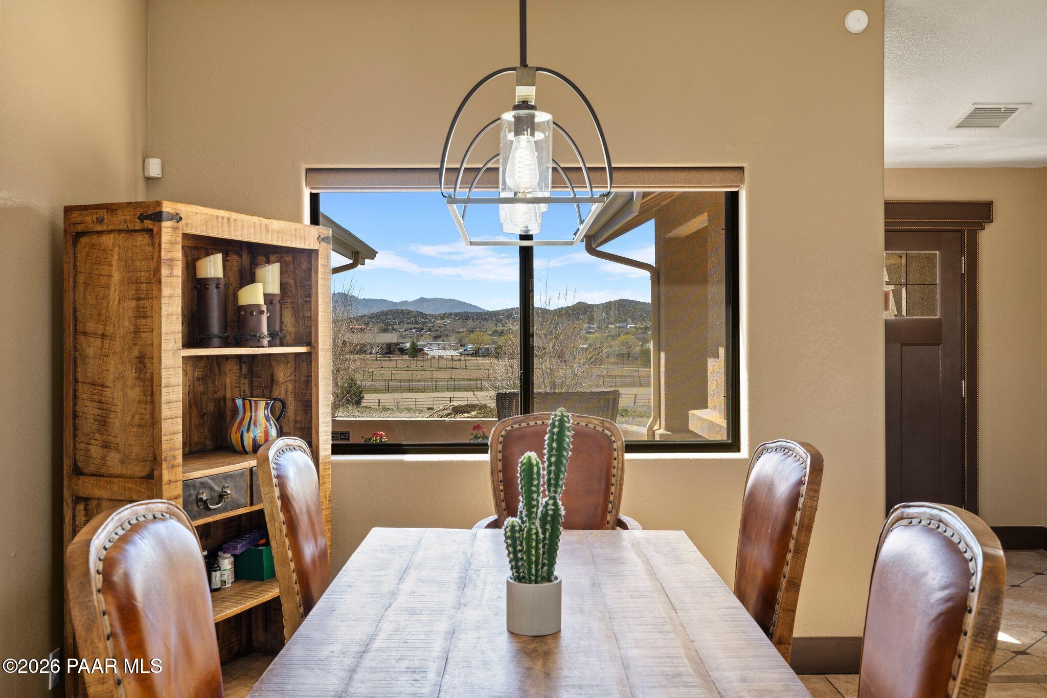 650 East Rimrock Road Paulden, AZ 86334 - Photo 22 of 108 075-Dining Room