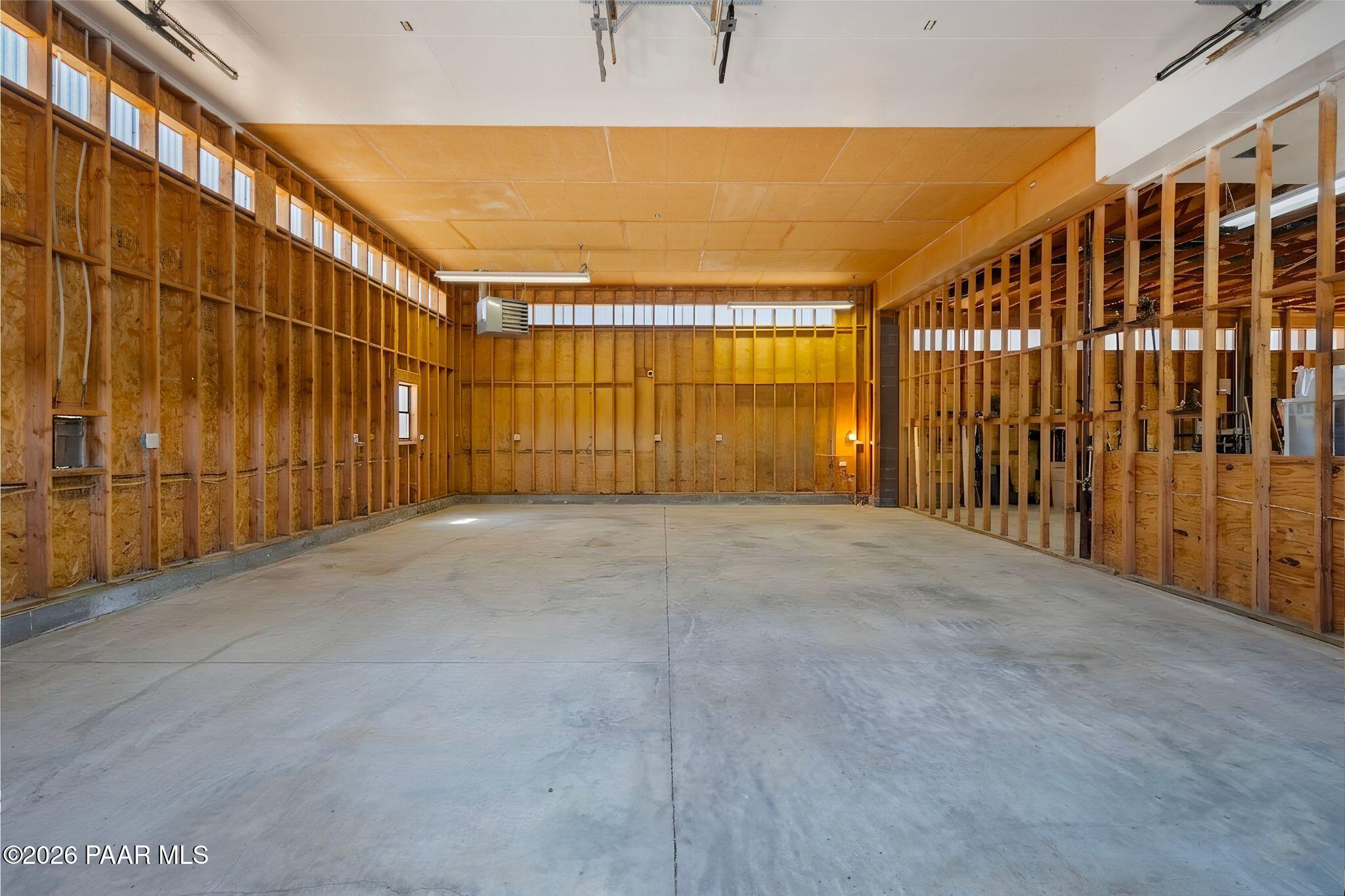 650 East Rimrock Road Paulden, AZ 86334 - Photo 54 of 108 274-Garage copy