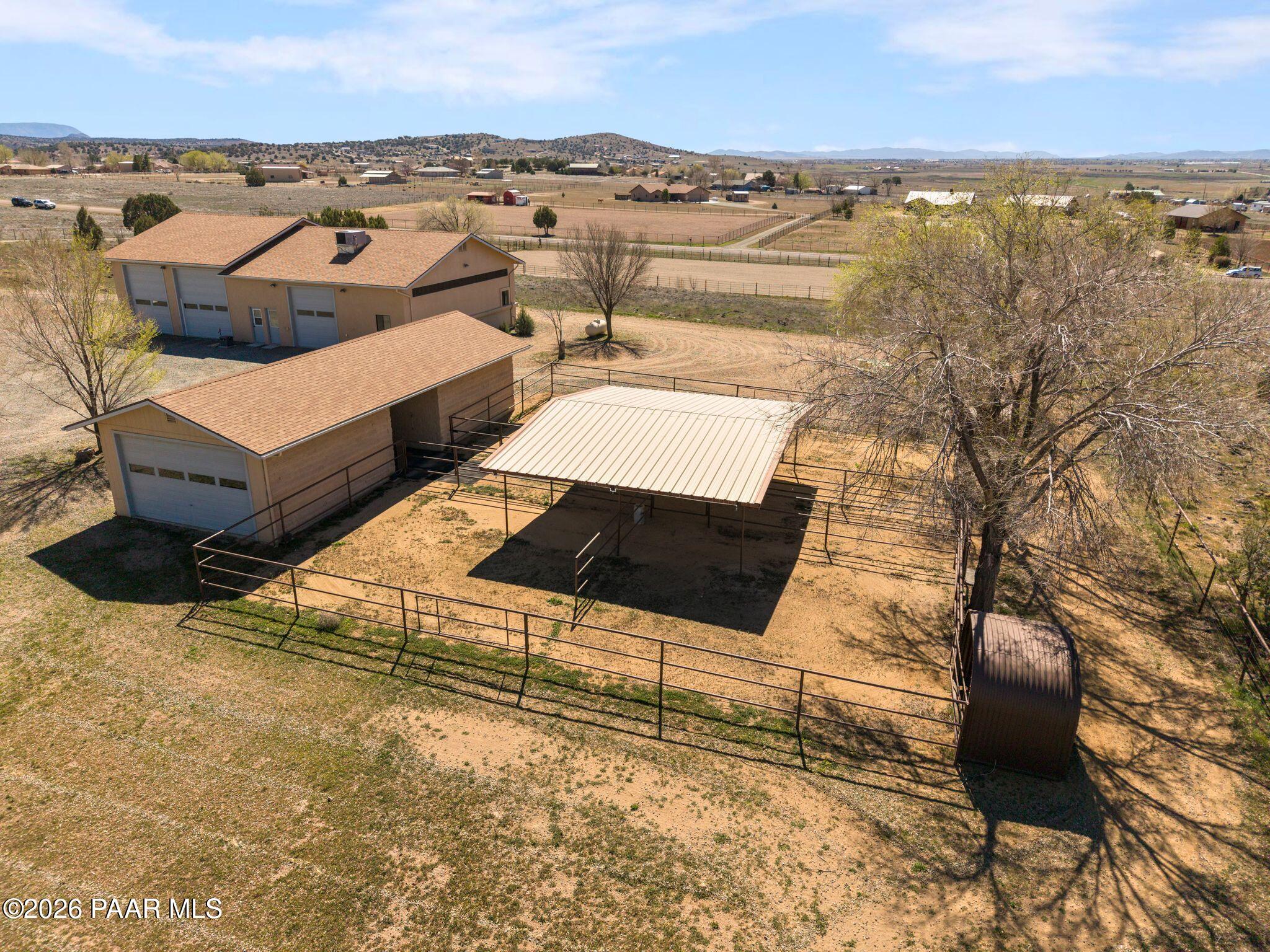 650 East Rimrock Road Paulden, AZ 86334 - Photo 6 of 108 barn w/ pipe corals