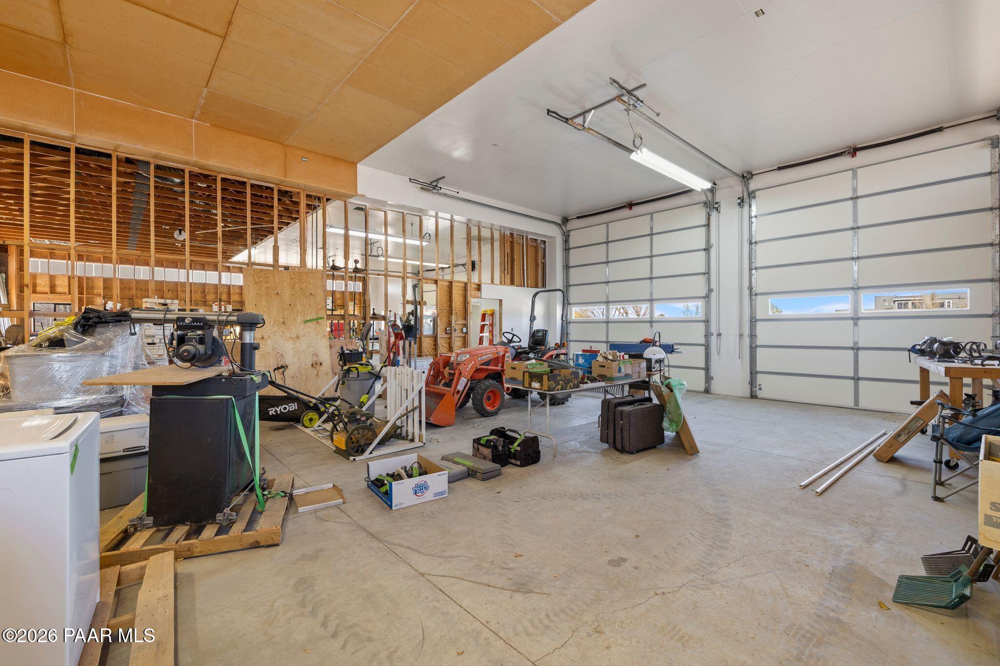 650 East Rimrock Road Paulden, AZ 86334 - Photo 65 of 108 280-Garage